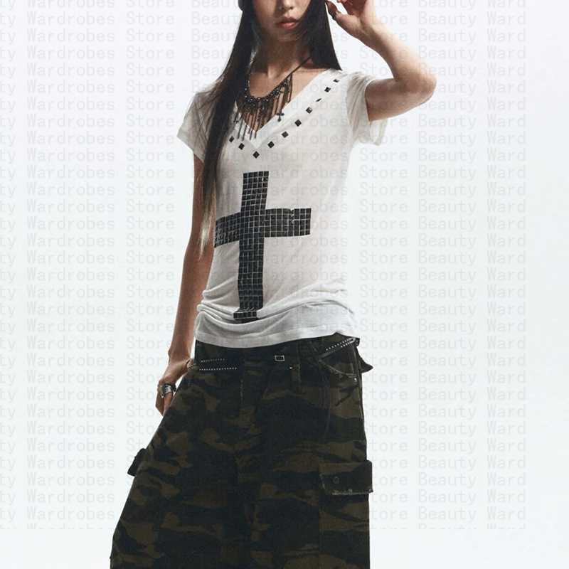 Rock Goth Unique Top Y2k Crop  - Y2K Graphic Baby Tee Crop recension och pris